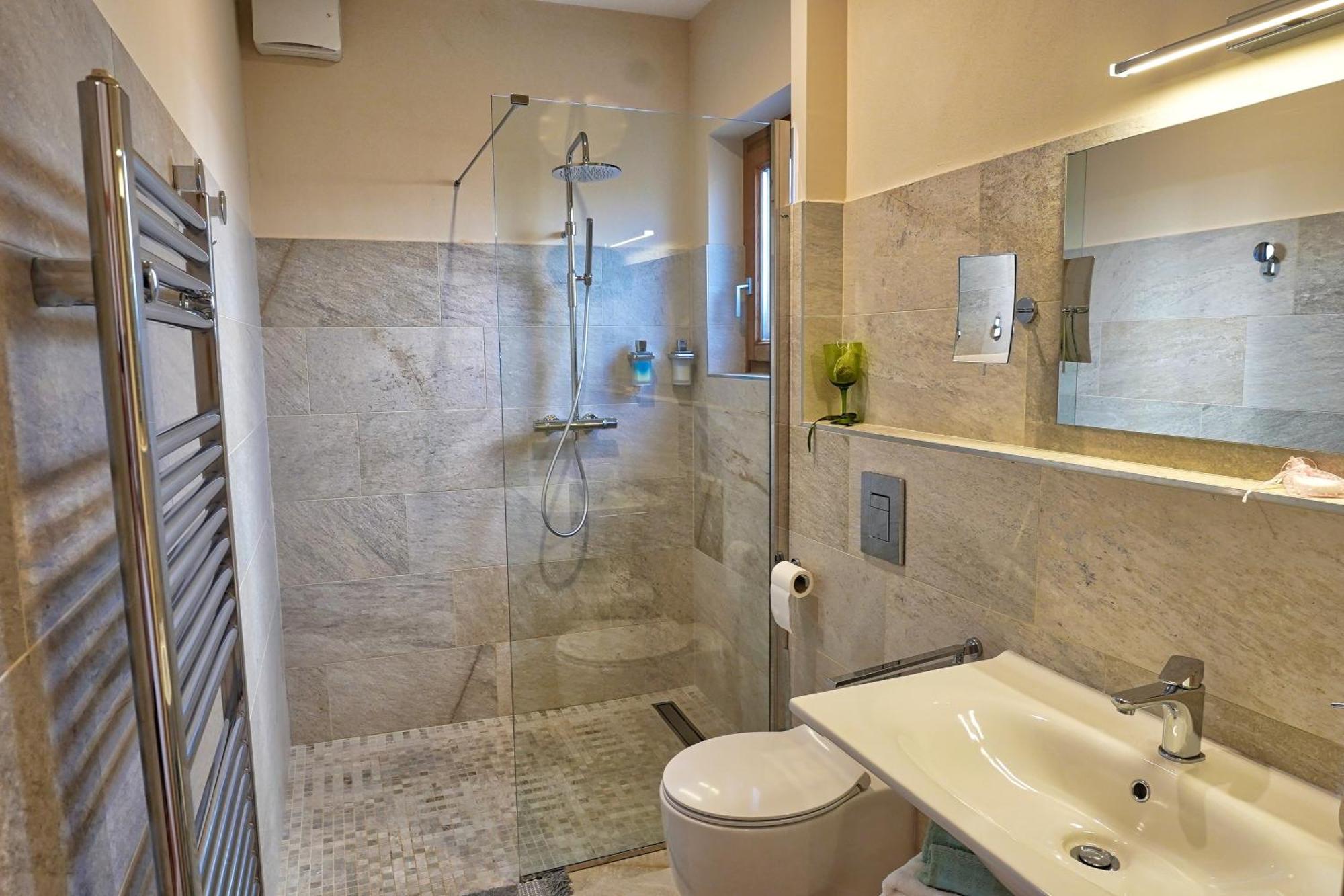 Suites Danica Smartno Exteriér fotografie
